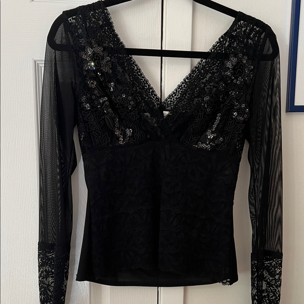Ladies lace and sequin top made in France